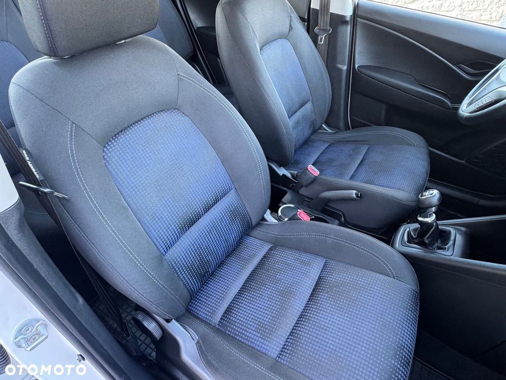 Hyundai ix20 1.4 Comfort blue - 8