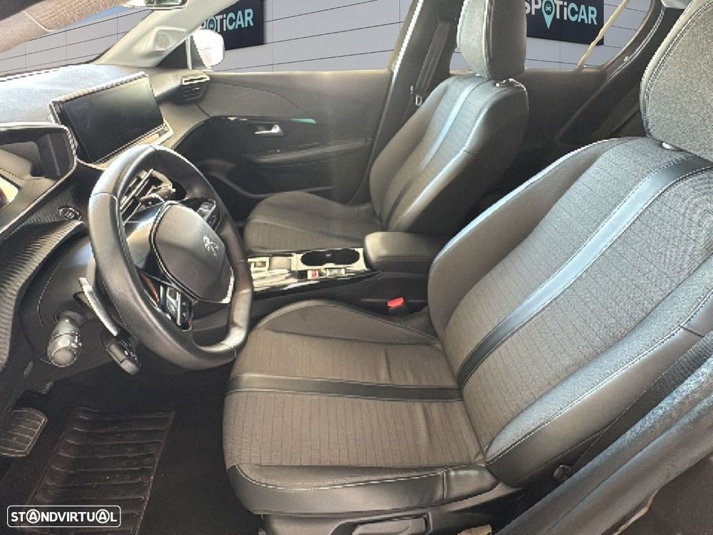 Peugeot 208 1.2 PureTech Allure Pack EAT8 - 9