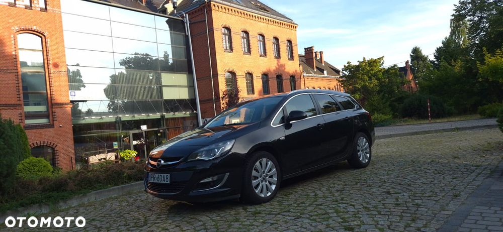 Opel Astra 2.0 CDTI Cosmo - 10