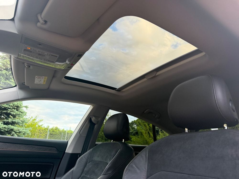 Volkswagen Arteon 2.0 TDI SCR DSG Elegance - 28
