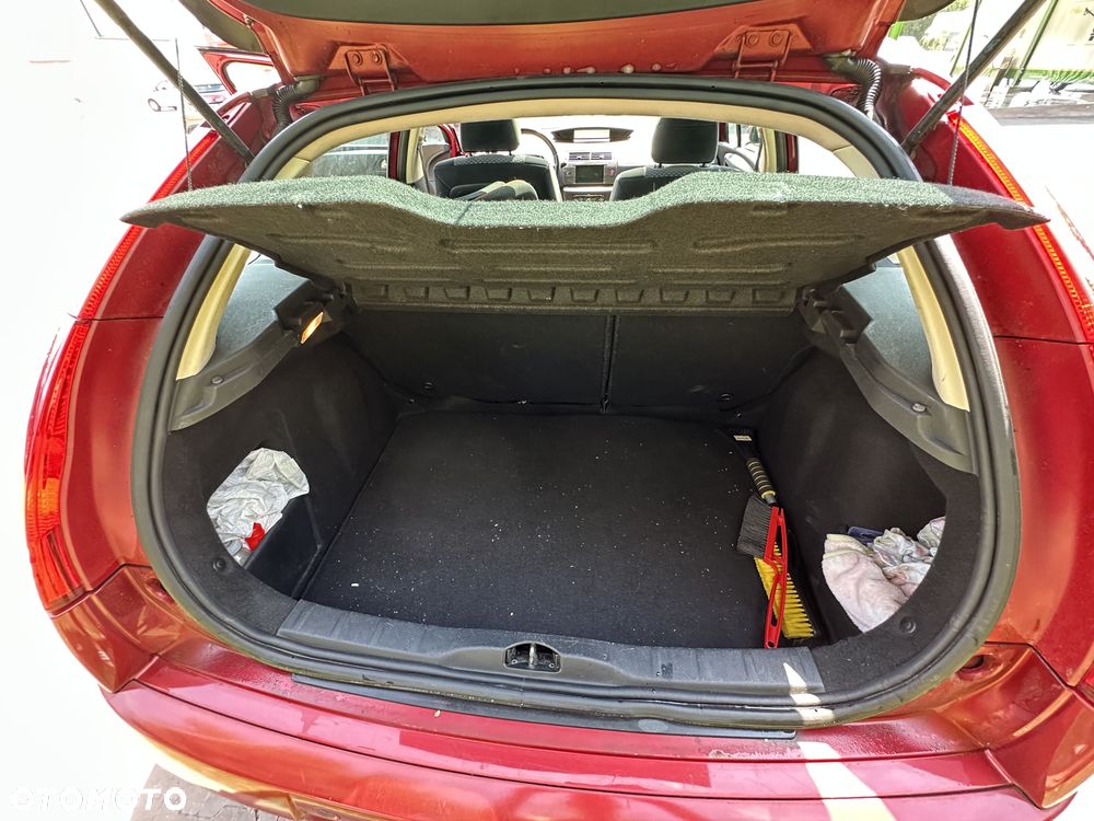 Citroën C4 VTi 120 Exclusive - 12