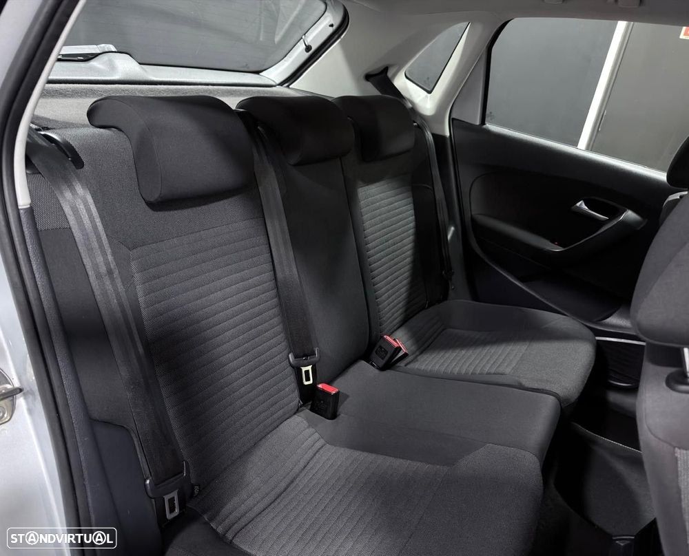 VW Polo 1.2 Confortline - 27