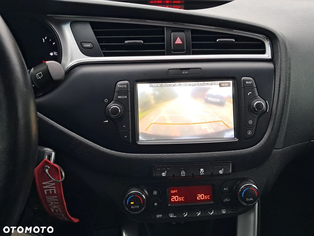 Kia Ceed 1.4 CVVT Attract - 14