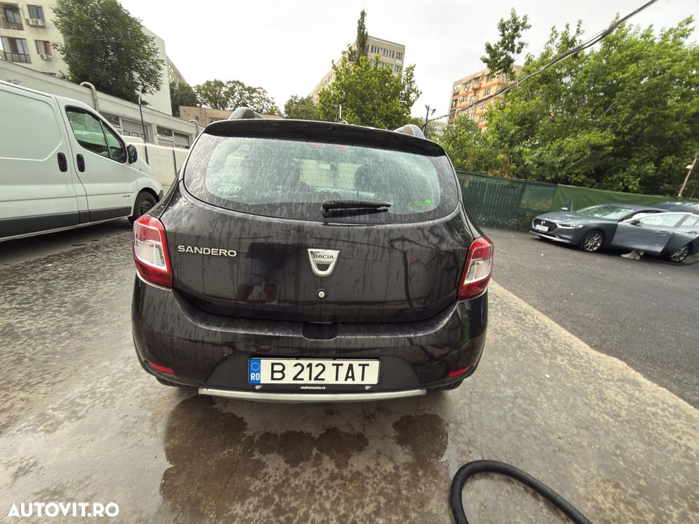 Dacia Sandero 0.9 Stepway - 4