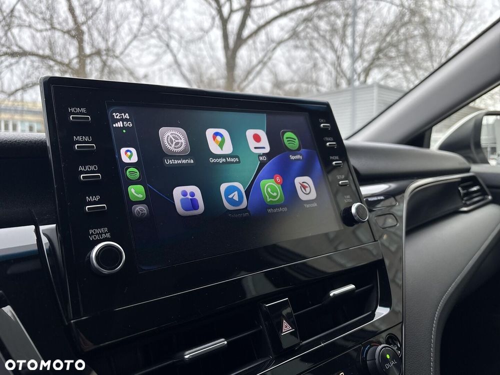 Toyota Camry 2.5 Hybrid Executive CVT - 35