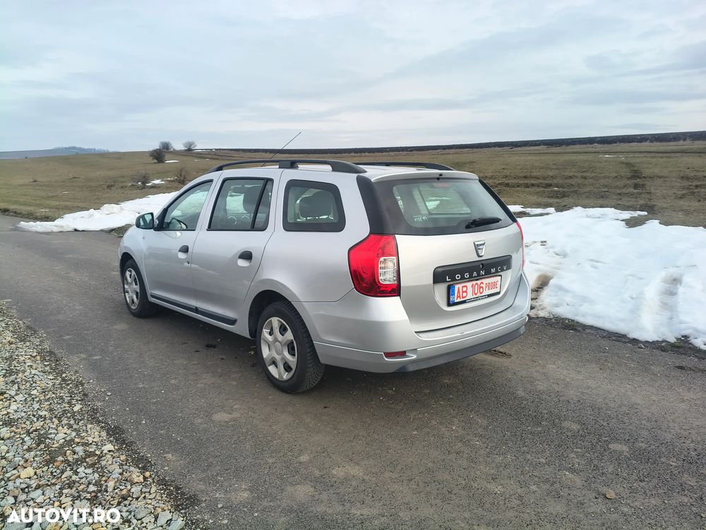 Dacia Logan 1.2 16V 75 Laureate - 4
