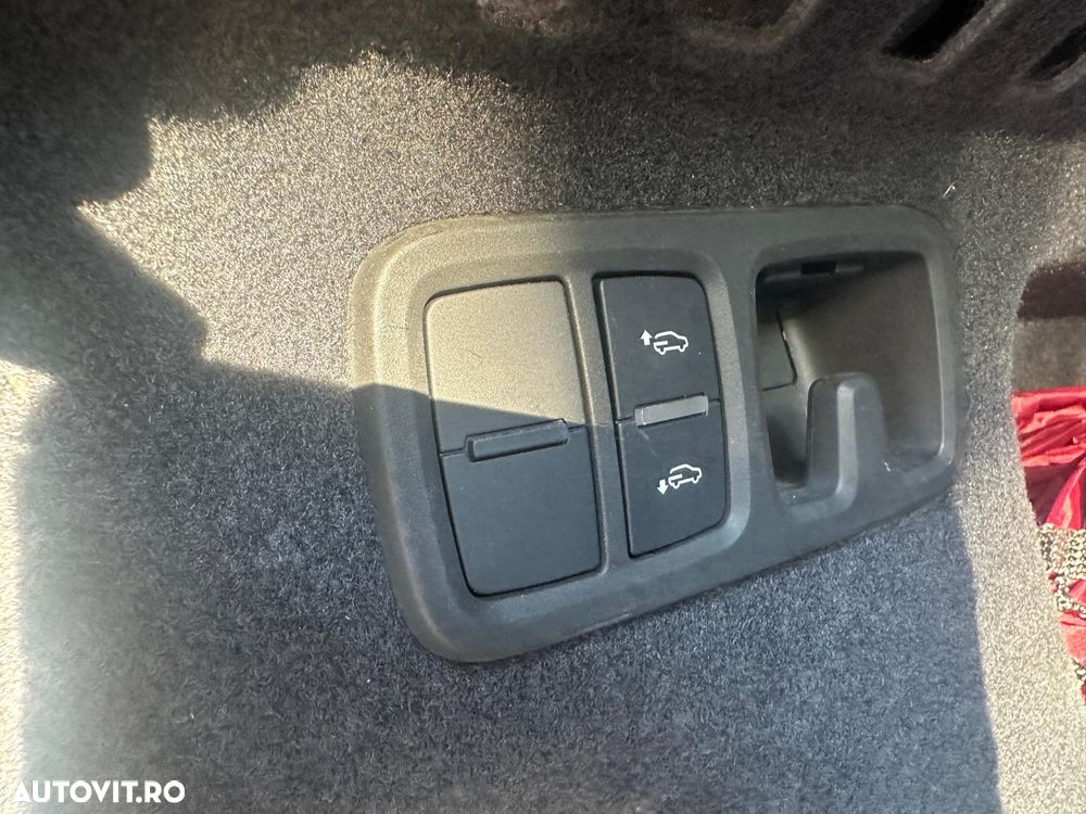 Audi Q8 - 9