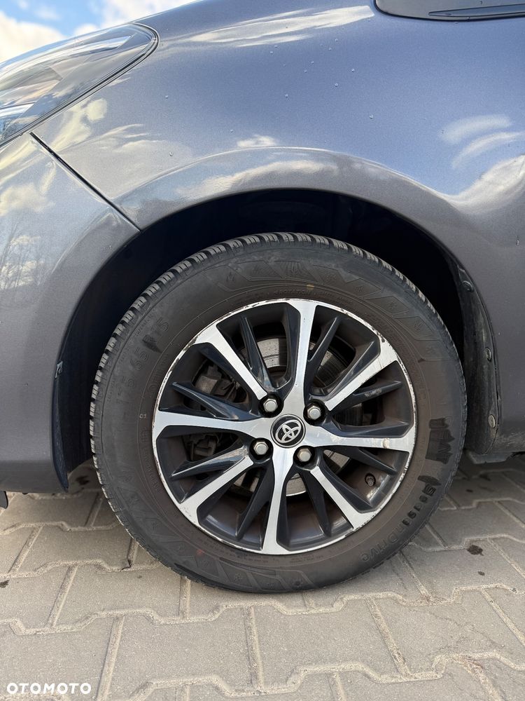 Toyota Yaris 1.5 Premium - 15