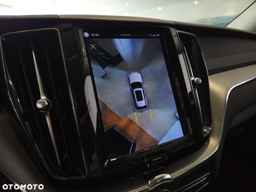 Volvo XC 60 - 21