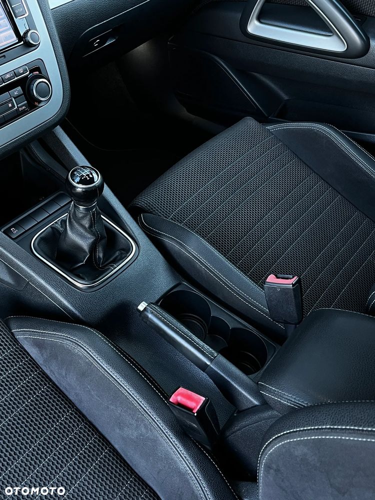 Volkswagen Scirocco 1.4 TSI - 29