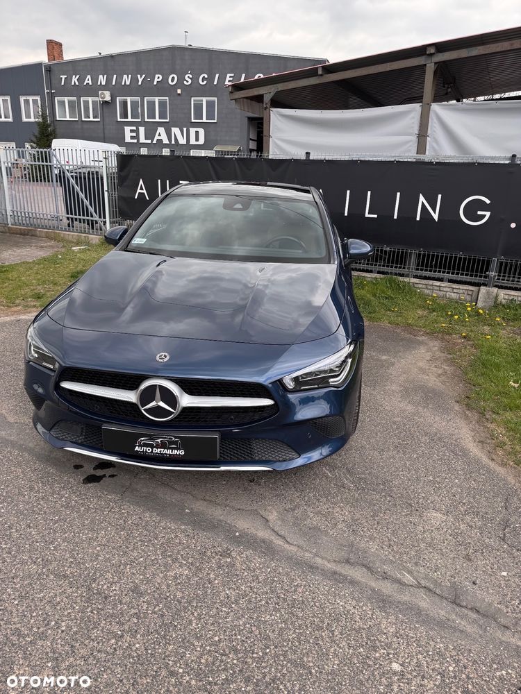 Mercedes-Benz CLA 220 4-Matic 7G-DCT - 3