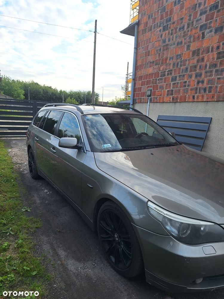 BMW Seria 5 525d - 6