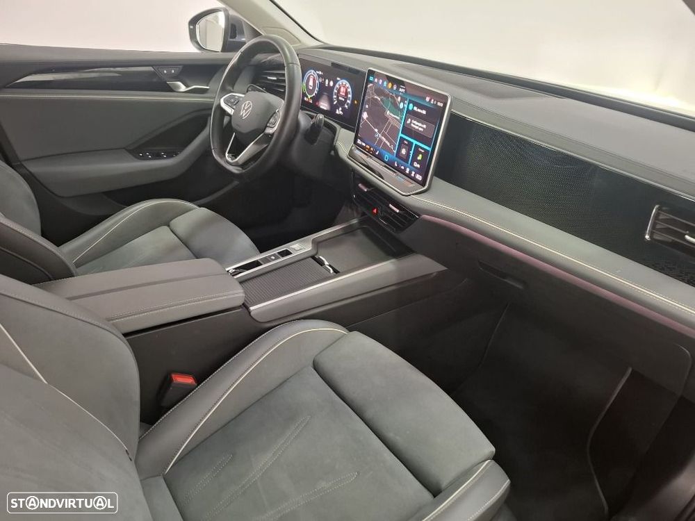 VW Passat Variant 1.5 TSI eHybrid DSG - 17