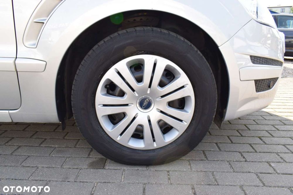 Ford S-Max - 41