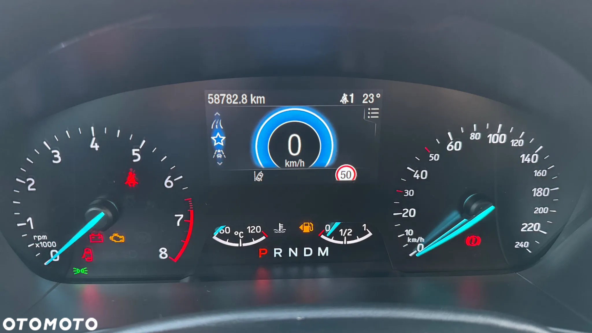 Ford Focus 1.0 EcoBoost Trend Edition - 24
