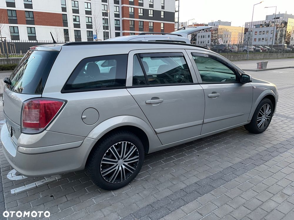 Opel Astra 1.6 Enjoy - 6