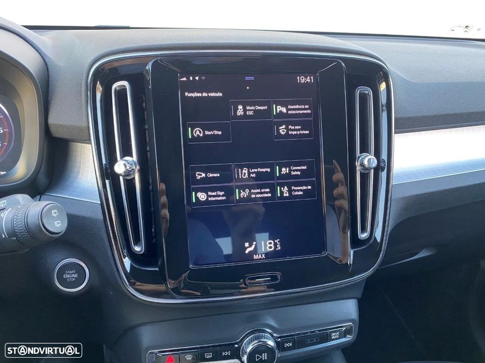 Volvo XC 40 2.0 D3 Momentum Plus - 23