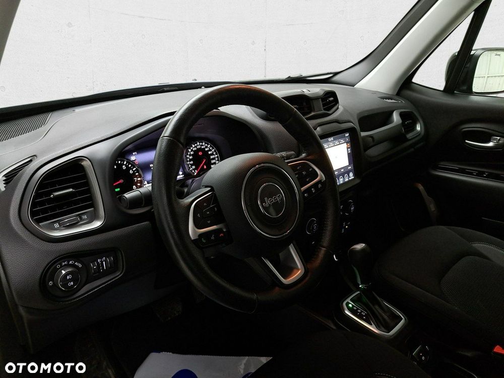 Jeep Renegade - 11