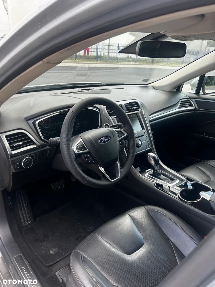 Ford Mondeo 2.0 TDCi Titanium PowerShift - 13