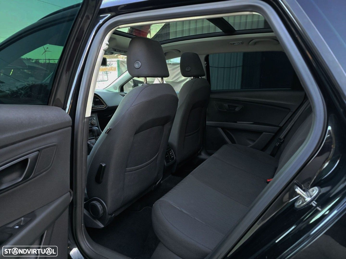 SEAT Leon ST 1.6 TDI S&S DSG Style - 17