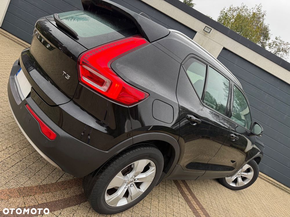 Volvo XC 40 T3 Geartronic Momentum Pro - 10