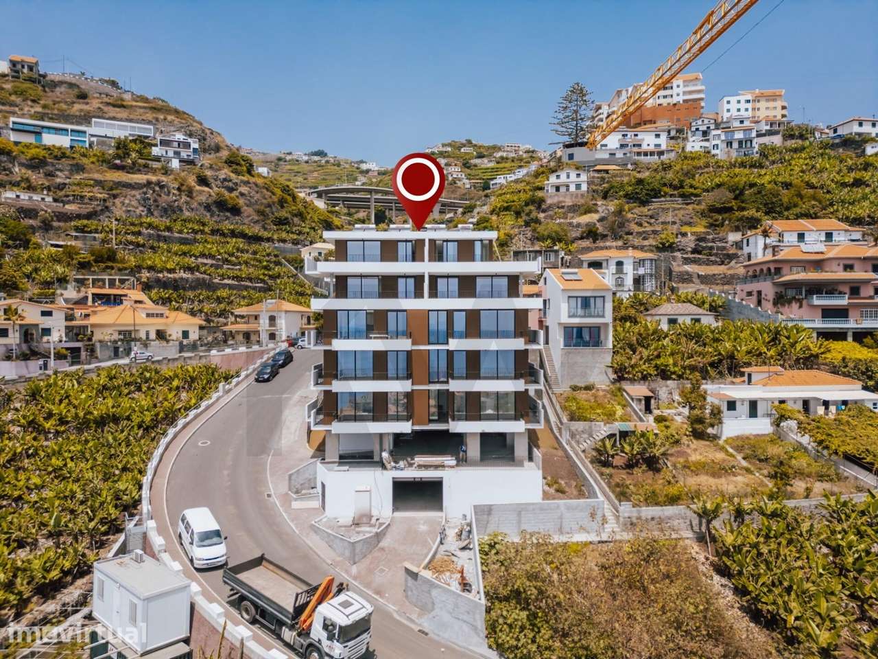 Excelente Oportunidade em Câmara de Lobos: Apartamento T2 Novo a Estre - Grande imagem: 2/42