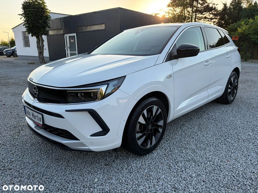 Opel Grandland 1.6 DI Automatik Business Elegance - 2