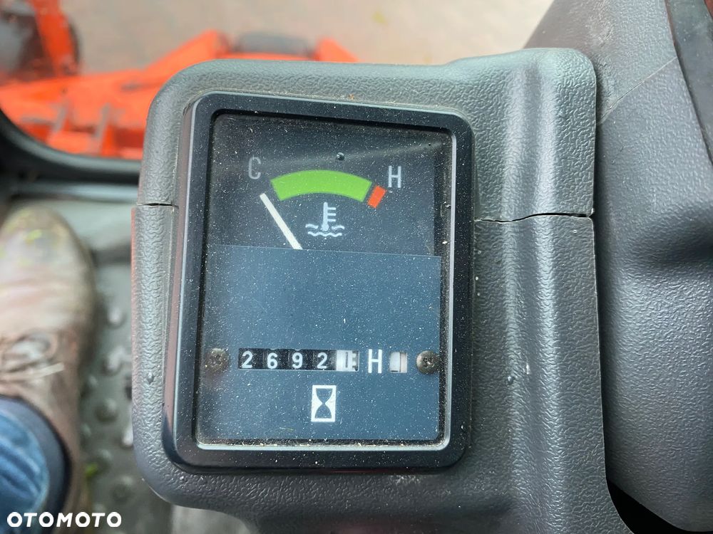 Kubota F2560 - 10