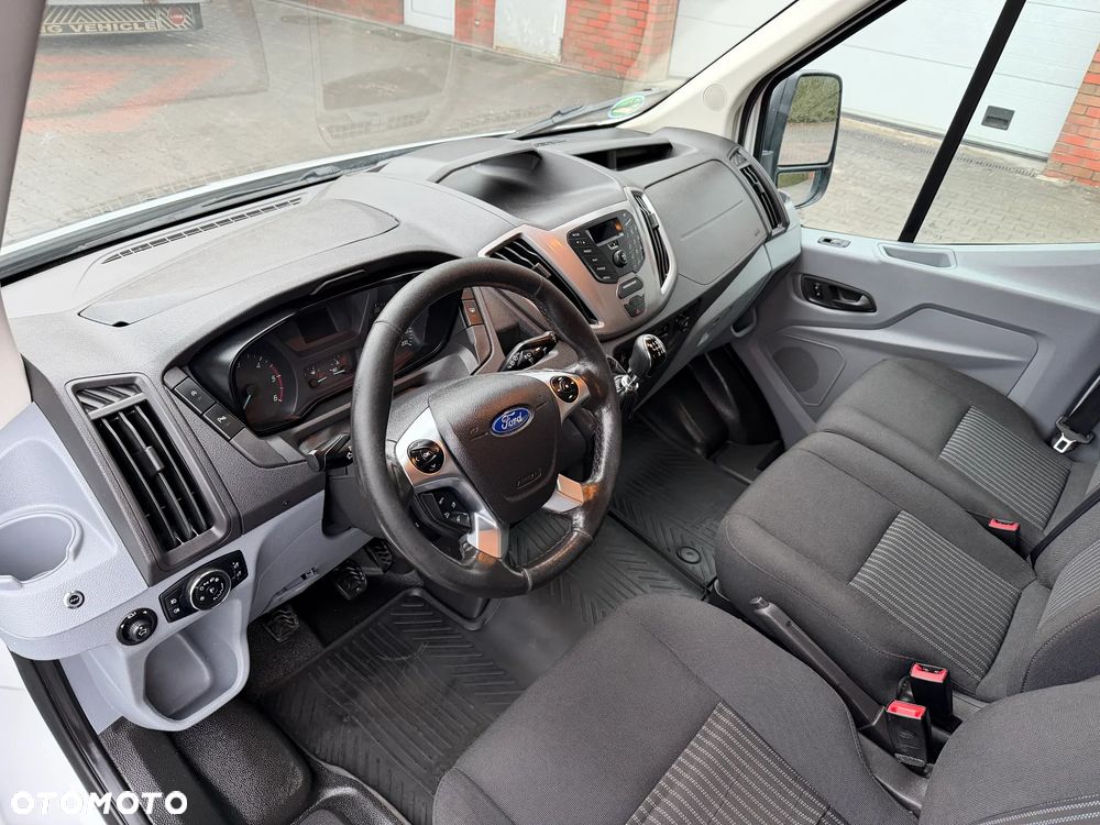 Ford Transit - 10