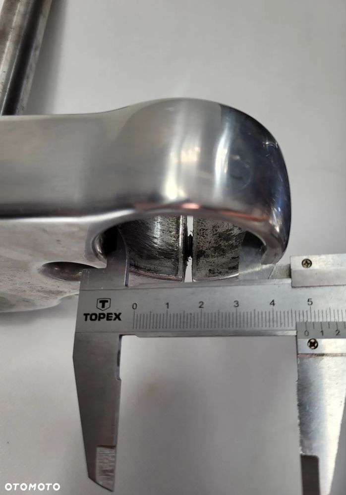 Półka dolna sztyca Harley Davidson Dyna 47648-08 - 4