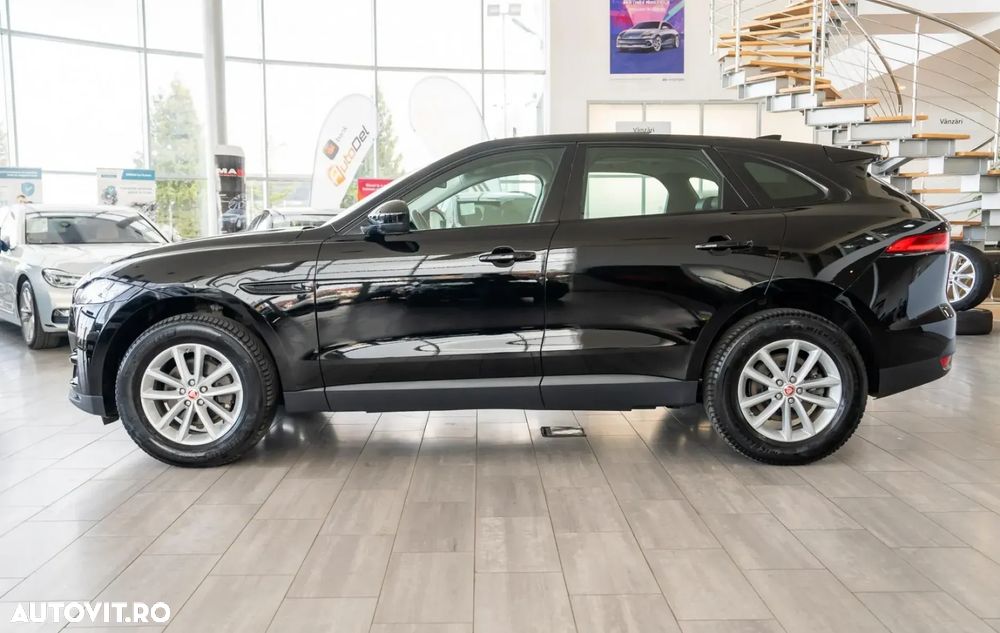 Jaguar F-Pace ver-20d-awd-portfolio - 6