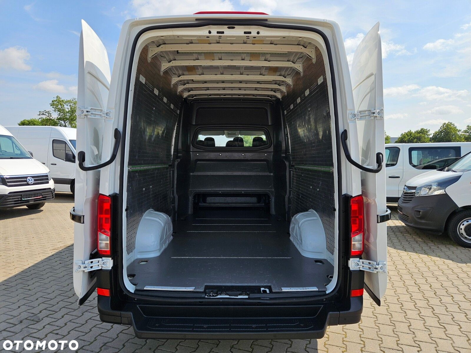 Volkswagen Crafter L3H2 *99999zł NETTO* Brygadówka 6 osób 2.0TDi/140KM - 16