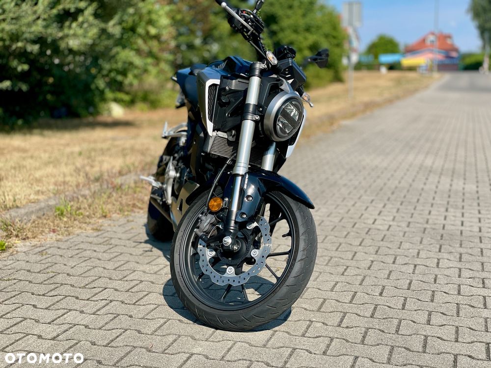 Honda CB - 10