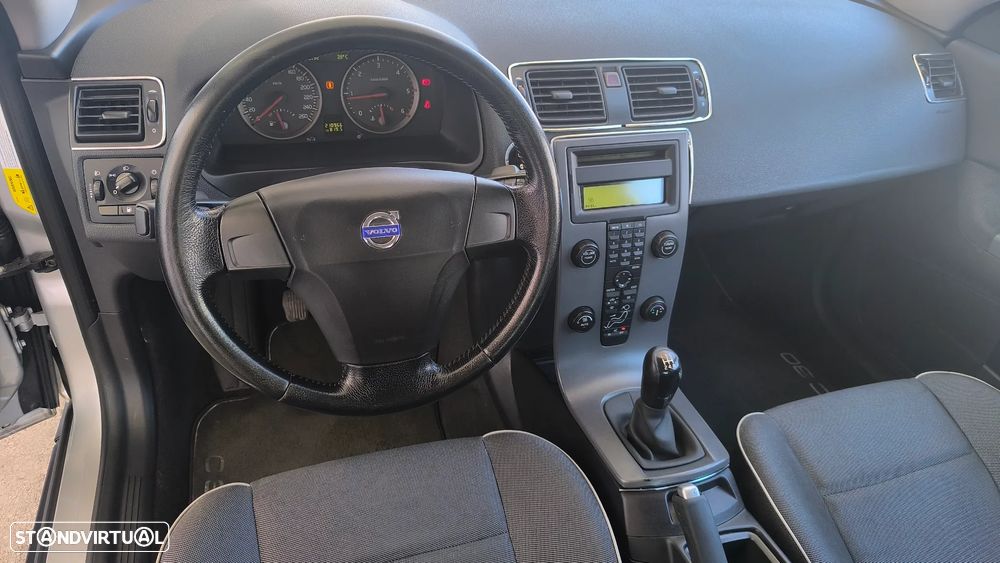Volvo C30 1.6 D Drive Momentum - 39