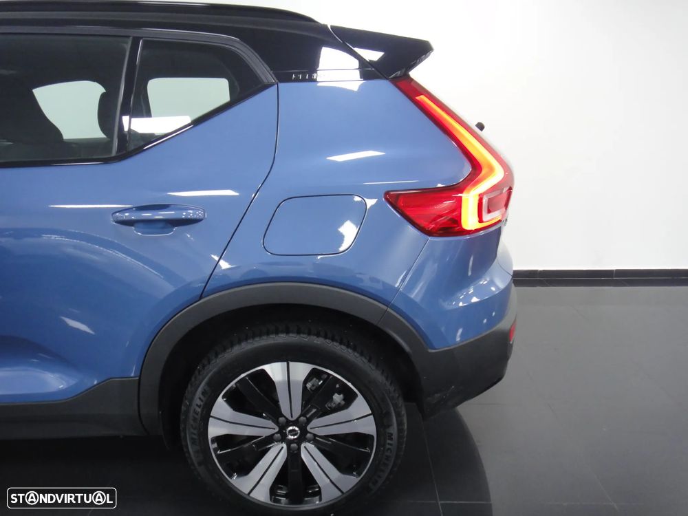 Volvo XC 40 Recharge Plus - 11