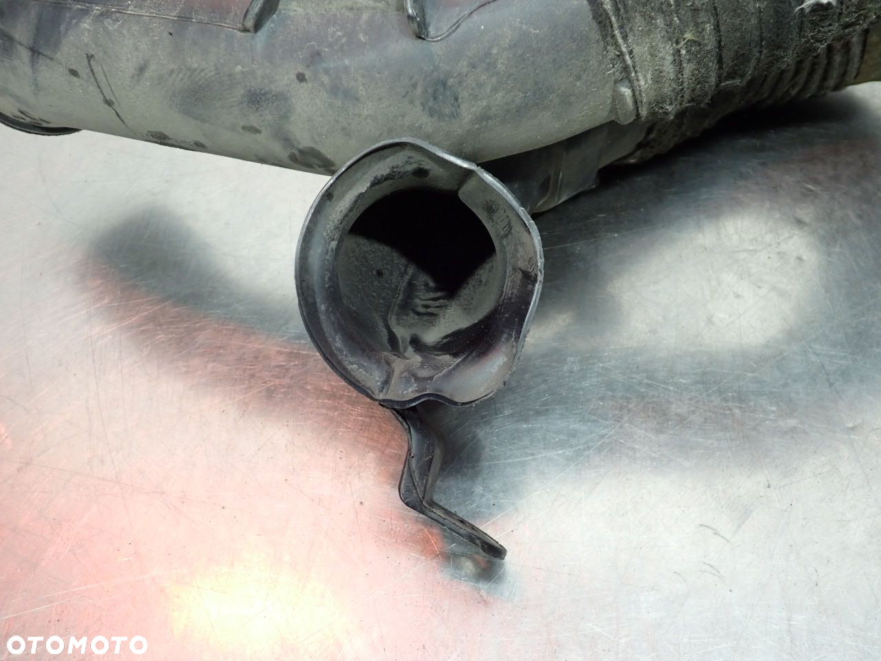 PRZEWÓD POWIETRZA TOYOTA COROLLA E15 17752-37030  17751-37020 - 5