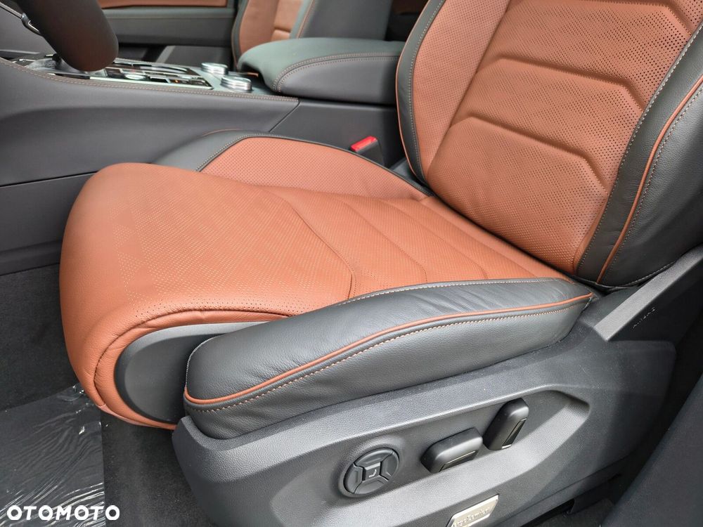 Volkswagen Touareg 3.0 V6 TDI 4Motion R-Line - 12