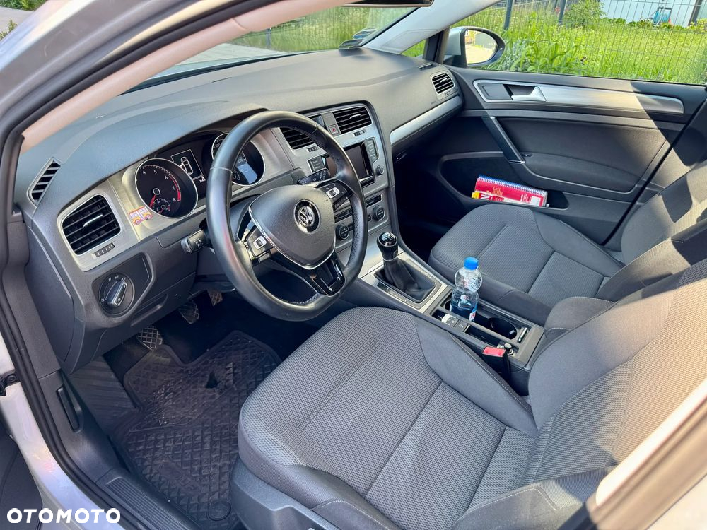 Volkswagen Golf VII 1.2 TSI BMT Comfortline - 4