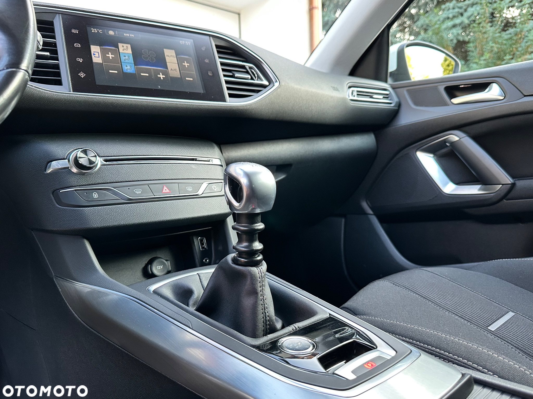 Peugeot 308 SW e-HDi FAP 115 Stop&Start Business Line Niveau 1 - 18