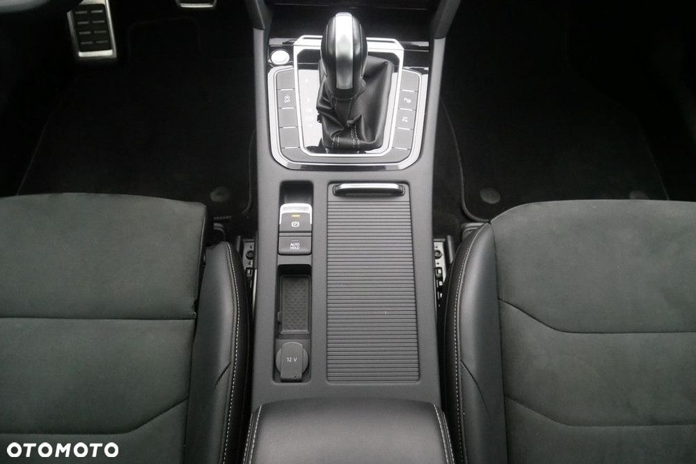 Volkswagen Arteon 2.0 TSI R-Line DSG - 11