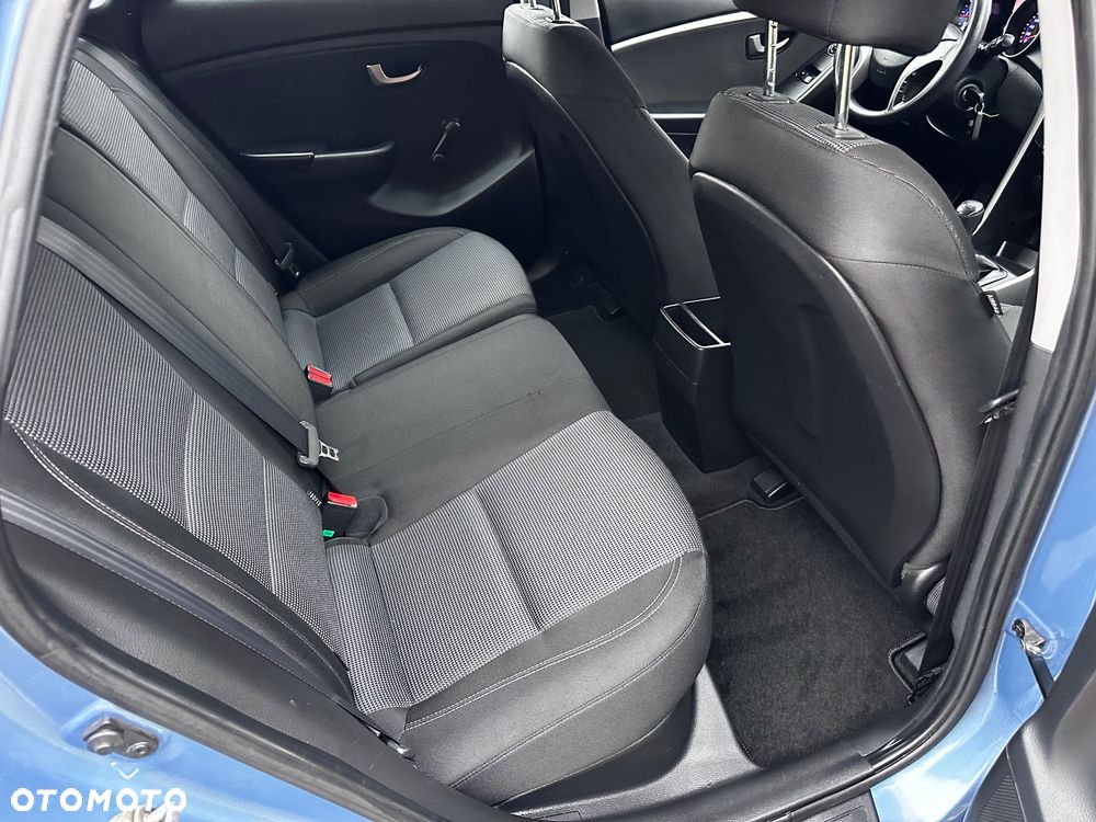 Hyundai i30 - 27