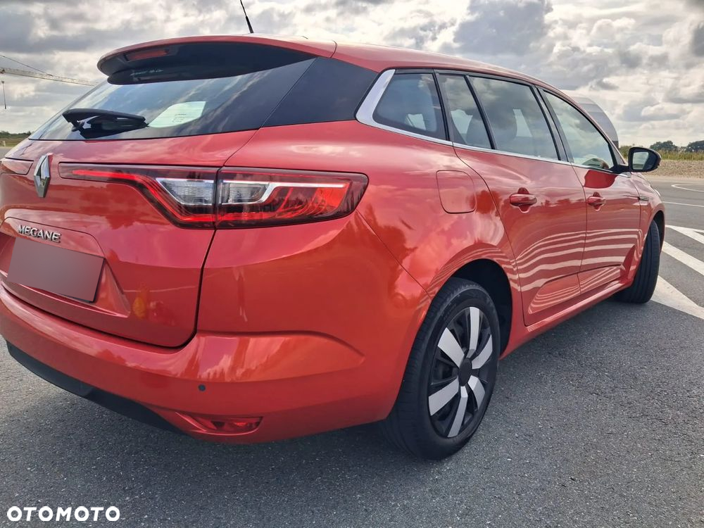 Renault Megane 1.3 TCe FAP Life - 11