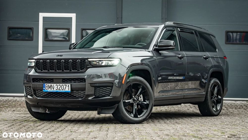 Jeep Grand Cherokee - 1