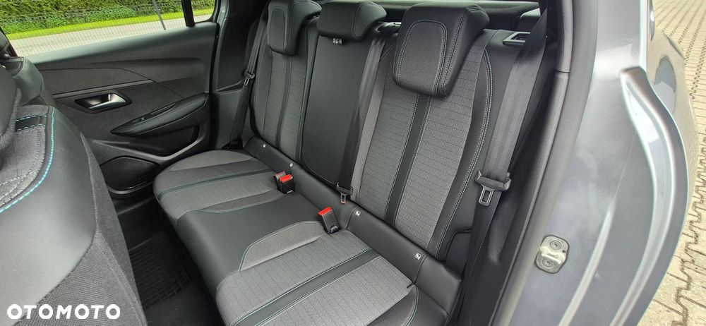 Peugeot 208 1.2 PureTech Allure Pack S&S EAT8 - 19