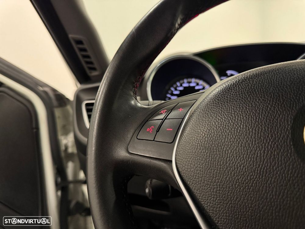 Alfa Romeo Giulietta 1.6 JTDM Distinctive - 41