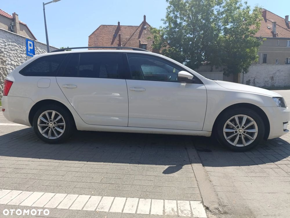 Skoda Octavia 1.6 TDI Ambition - 1