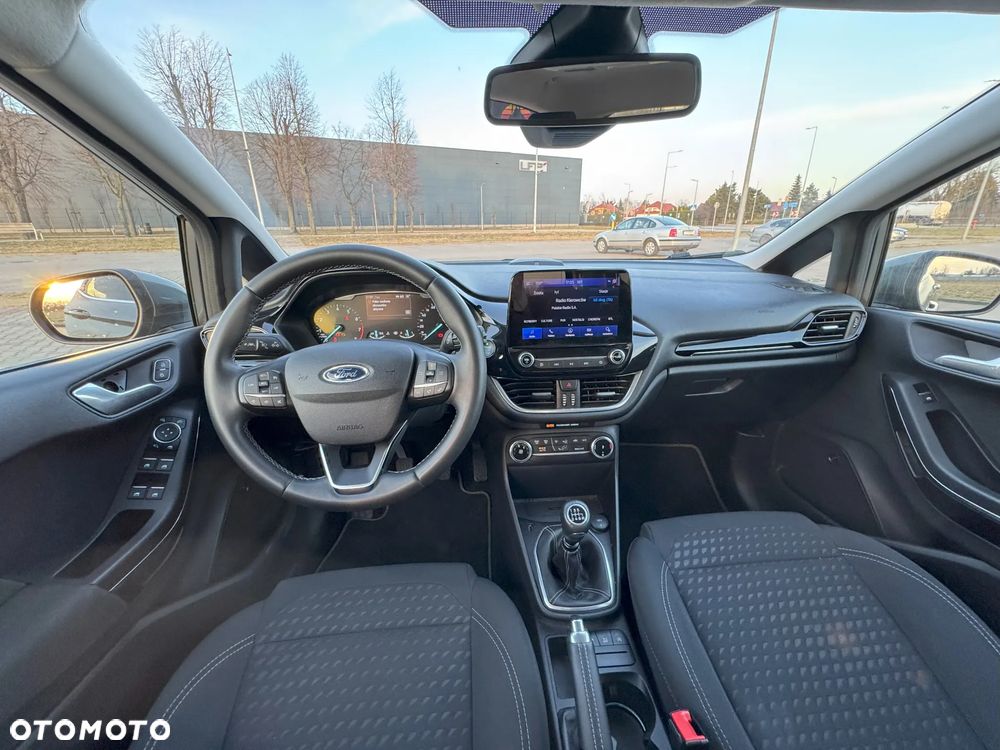 Ford Fiesta - 16