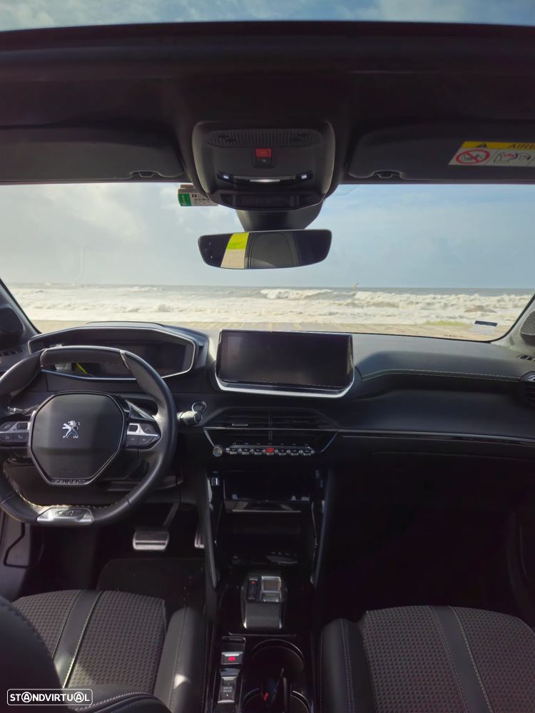 Peugeot e-208 50 kWh GT - 9