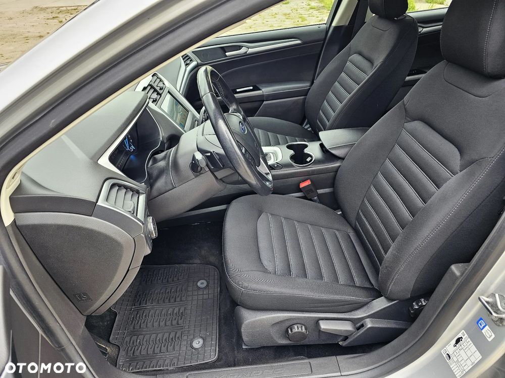 Ford Mondeo 2.0 TDCi Ambiente Plus PowerShift - 8