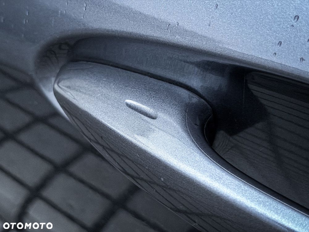 Lexus UX 250h Executive Line - 34